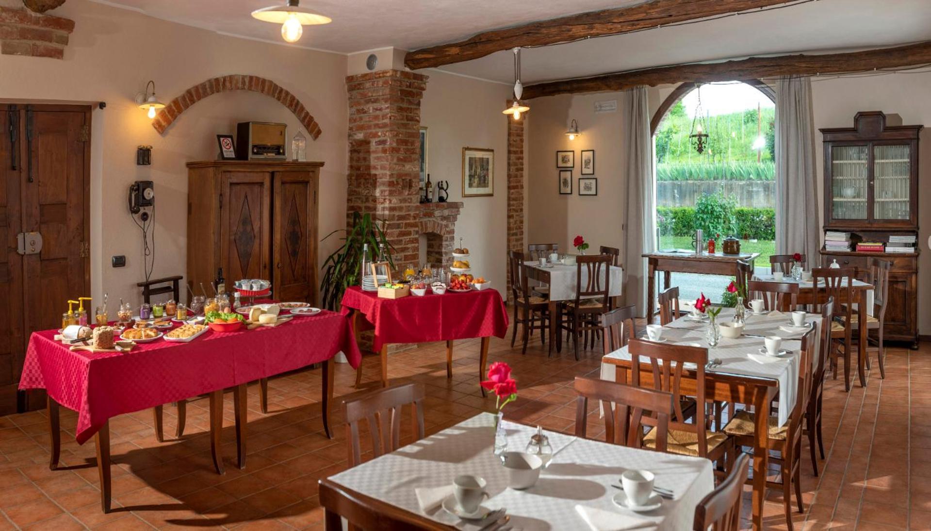 Agriturismo Cascina Monchiero Bra Exteriér fotografie